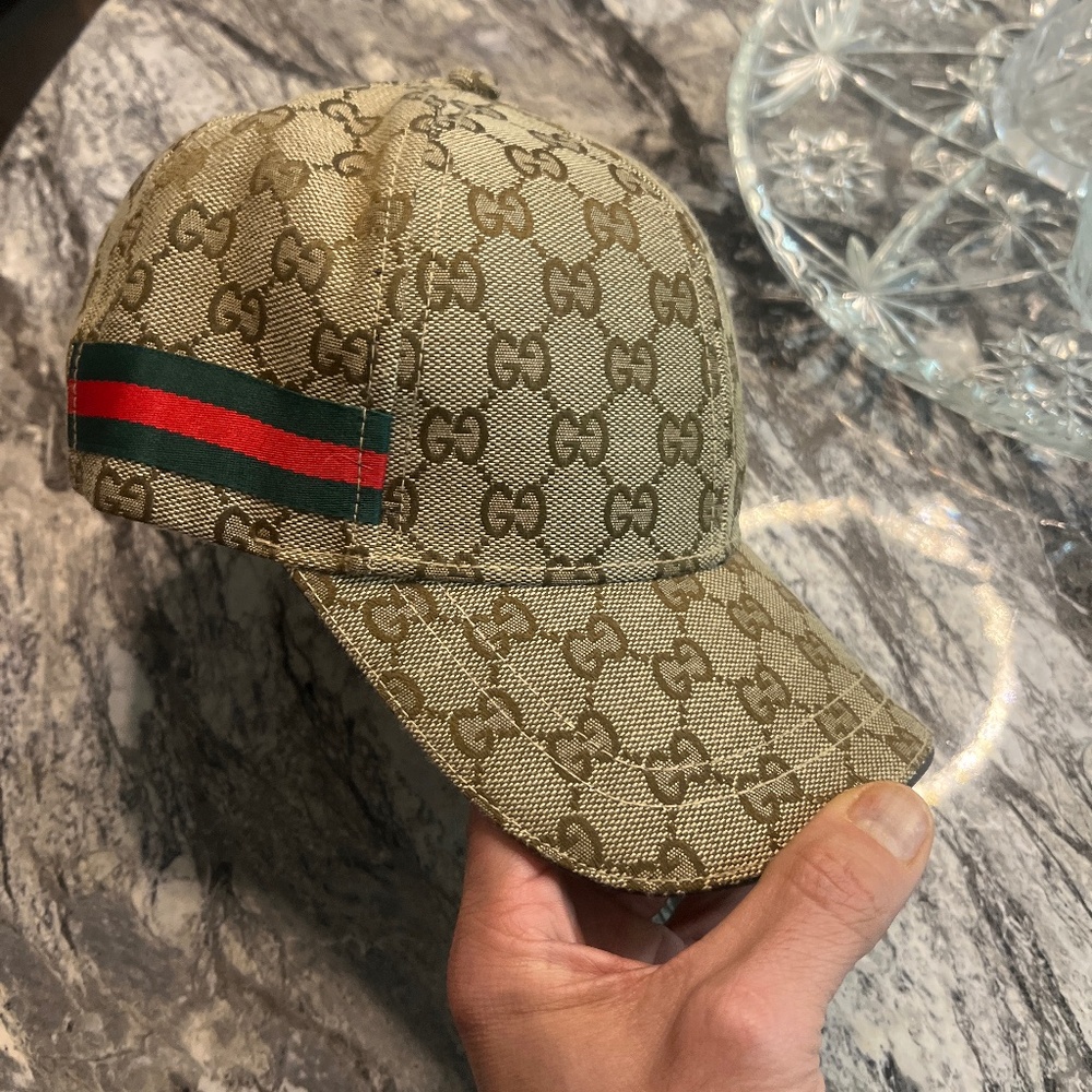 Gucci hat
